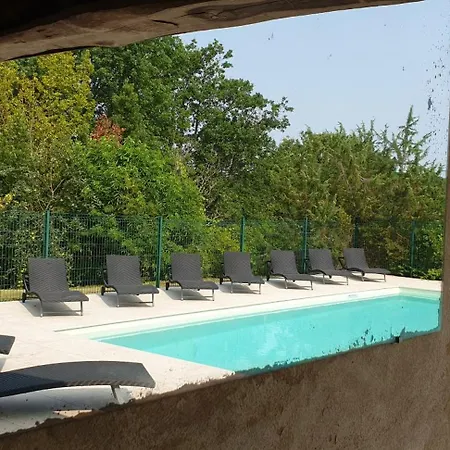 別荘 La Sagne, Gite De Groupe, Piscine Et Tennis *